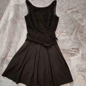 WHBM Black Lace Bodice Pleated Taffeta Skirt Size 00